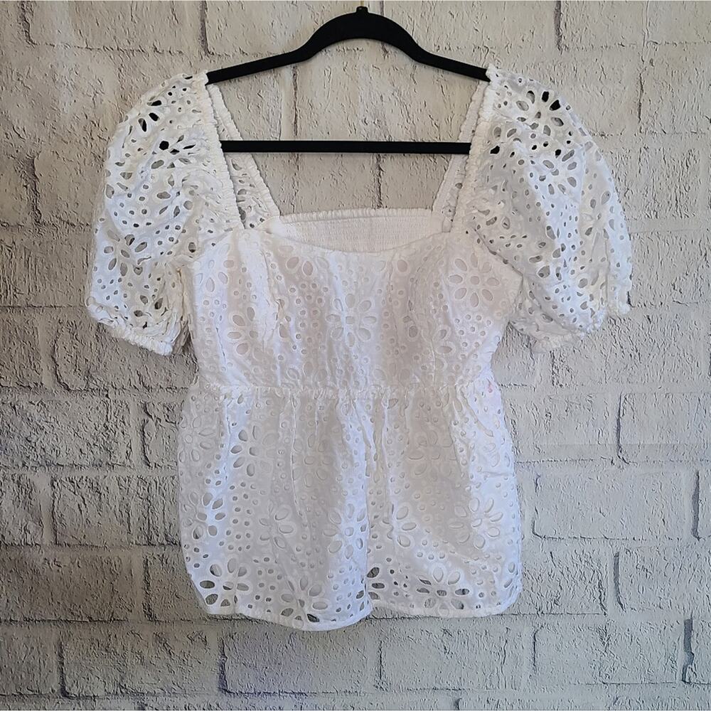 Lilly Pulitzer Kay Short Sleeve Resort White Funflower Eyelet Ruffle Top NWT 4